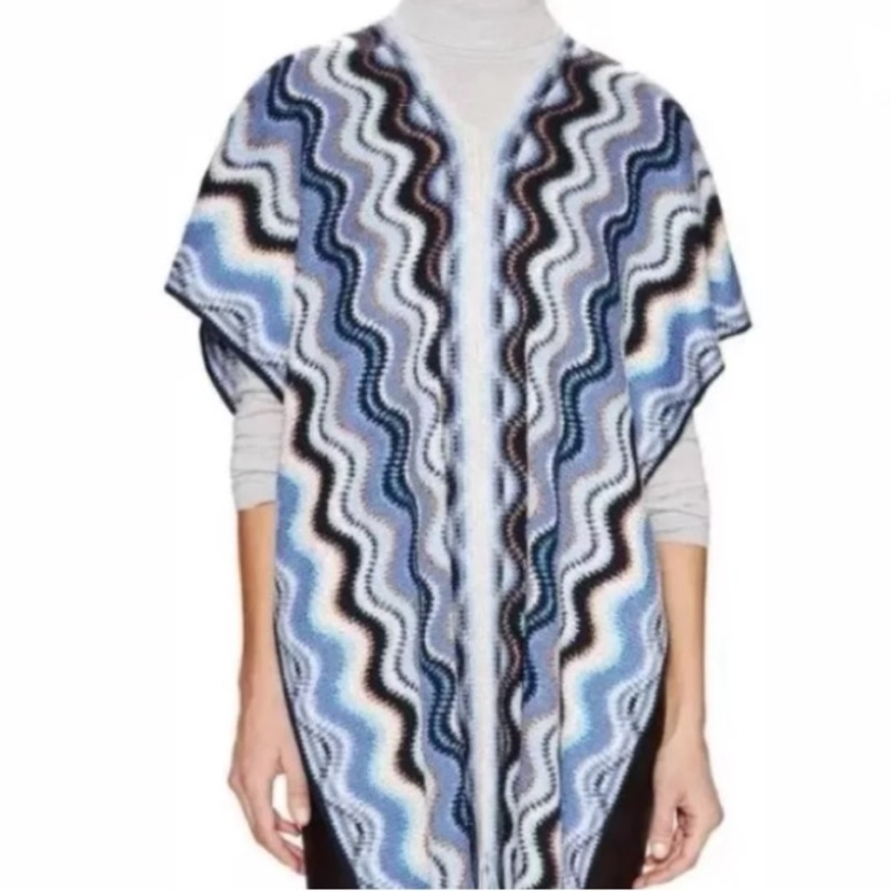 NEW MISSONI Wool Blue Zig Zag Poncho Shawl RUANA Lightweight Sweater 💙